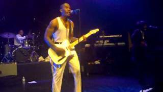 Raphael Saadiq - Big easy (Live Paris 14/04/09) part 7/7