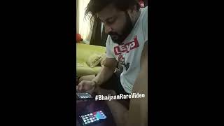 Download lagu Rare Video of Anubhav Mohanty mp3 Download lagu Rare Video of Anubhav Mohanty mp3