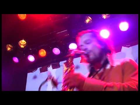 Can't you feel the groove by Sweet Charles Sherrell featuring Rene van Hertum on saxophone.