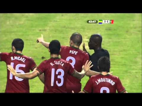 Weird incident as referee tries to award phantom goal in Gabon 2-2 Portugal