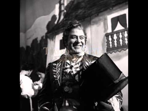 Giuseppe Taddei in L'elisir d'amore - Gaetano Donizetti ( Udite udite o rustici )