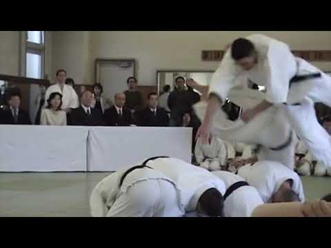 Yoshinkan Aikido Senshusei – Graduation Enbu – Ukemi.