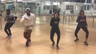 Download lagu Mi Gente | UTP Stage Breakerz [Dance Cover] mp3