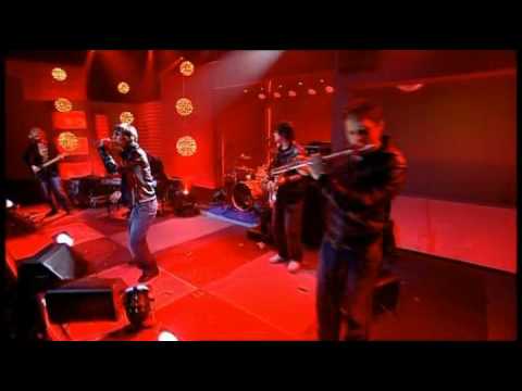 richard ashcroft - break the night with colour (live  23-12-2005).avi