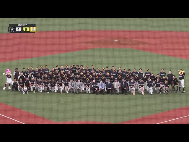 ホークス選手たちで記念撮影・応援してくれたファンの方への挨拶!!  2024年9月23日 オリックス・バファローズ 対 福岡ソフトバンクホークス