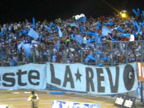 "Vamos los Dragones, La*Revo de M. Iquique" Barra: Furia Celeste &bull; Club: Deportes Iquique