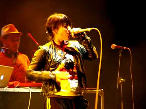 Anita Tijoux + Chico Claudio - La Rosa de los Vientos