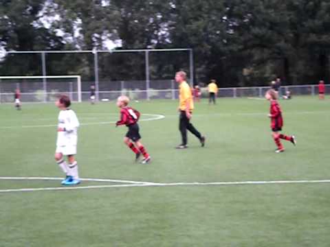 Roeland van Bel - Rood Zwart E2 - ATC'65 E7 - 1 -3