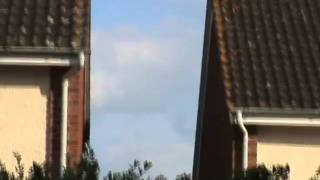 preview picture of video 'UFO Sighting 2009 Braintree Essex UK during day summer vid1'