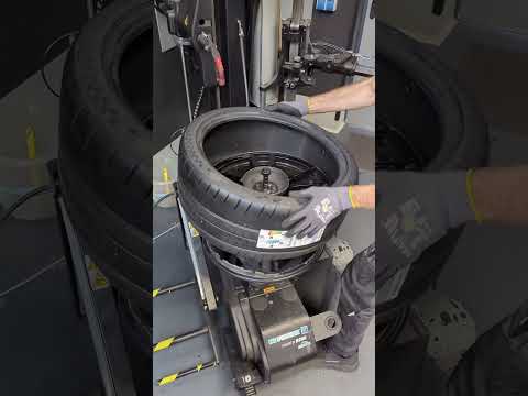 Michelin cup 2 tyres for the Gallardo Superleggera #mechanic #repair #lamborghini #gallardo #tyre