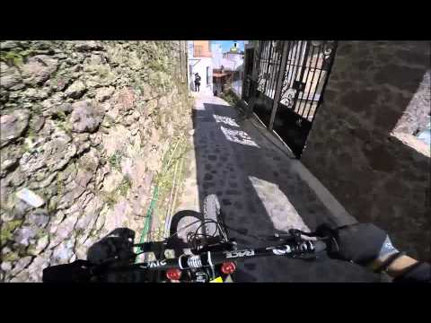 Race Run Downhill Taxco 2014 - Remy Metailler - Gopro POV