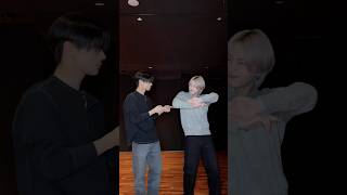 Download lagu 𝑳𝒆𝒕'𝒔 𝒈𝒓𝒐𝒐𝒗𝒆 🪩 #JAY #JUNGWON #ENHYPEN mp3