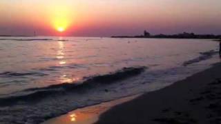 preview picture of video 'CostedelSud.it - Tramonto a Torre San Giovanni'