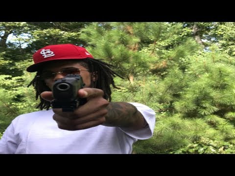 $UAVI GUALLA - FLOSS WIT THA GLAM (Prod. by LIL TRVSH)