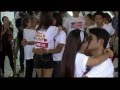 Thai Couples Lock Lips To Break Guinness World Record