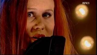 Susanna and the Magical Orchestra - Hallelujah (live, 2006)