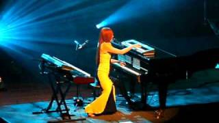 Tori Amos Give live at Groningen 23 sept 2009