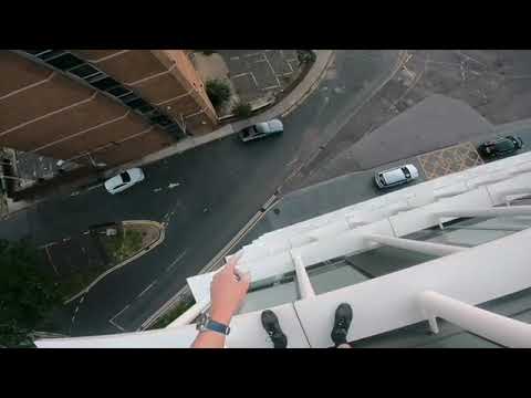 George king shardclimber climbs Stratosphere Tower in Stratford London freesolo free climb UK