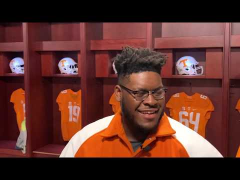 Tennessee OL Trey Smith meets with the media 11-19-19