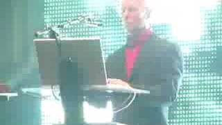 &quot;Too Pieces&quot; performed by Yazoo @ NYC&#39;s Beacon Theater