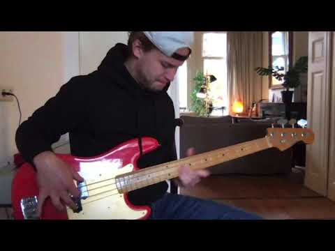 Michele Chiavarini - Let Me See you Clap your Hands