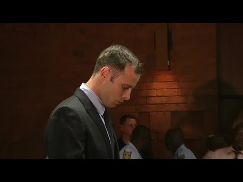 Oscar Pistorius spędza 10. rocznicę śmierci Reevy Steenkamp za kratami.