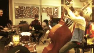 Lasergun-C'moon(Originally by Deerhoof)