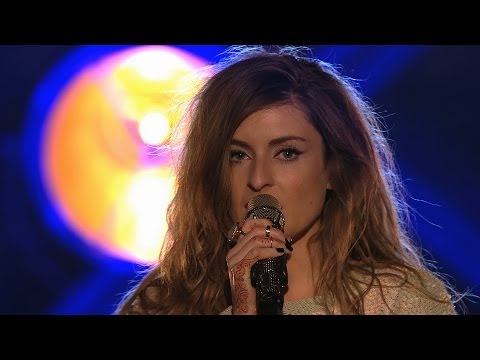 United Kingdom: Molly Smitten-Downes 'Children of the Universe' - Eurovision 2014 - BBC One