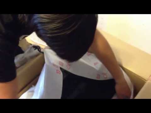 Roland KC-550 Keyboard Amp Unboxing Video