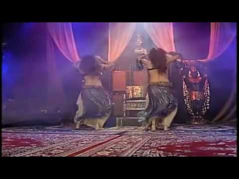 download lagu mp3 mp4 Edvin Marton Hollywood 2010, download mp3 Edvin Marton Hollywood 2010 free downloadn, video klip Edvin Marton Hollywood 2010