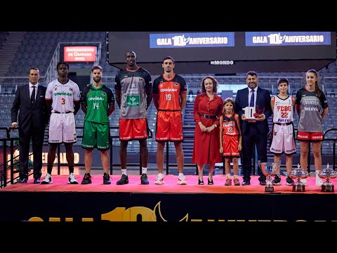 Presentación equipaciones y ropa oficial 2022/23