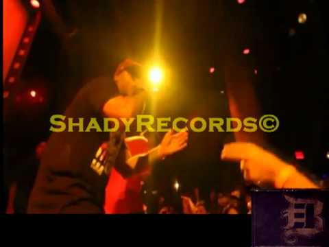Royce da 5'9 Ft Eminem - Writer's Block Video Official