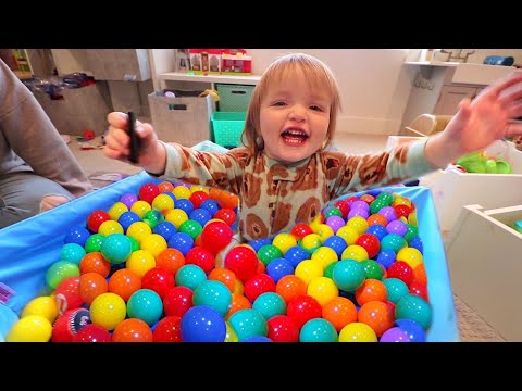 BALL PiT for NiKO BEAR!! games & crafts inside our house, coloring messages for friends, home fun!
