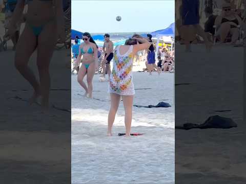 #beach #walkingtour #beachvibes #beachwalk #summer #balneariocomboriu #brazil  #bikini #interview