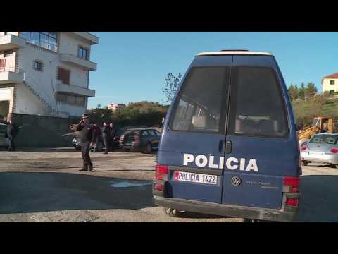 "E treta, e vërteta", shqetësimi i bankave - Top Channel Albania - News - Lajme