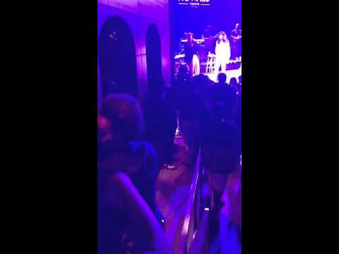 O M G OMG LEANDRIA JOHNSON WIPES OUT AUDIENCE IN 30 SECONDS