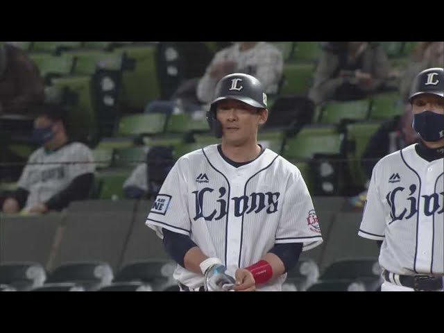 【1回裏】ライオンズ・栗山が今季チーム初タイムリー!! ベテランの勝負強さで2000本安打に向け好発進!! 2021/3/26 L-B
