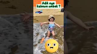 Download lagu anak kecil terbawa ombak dilaut #shorts mp3 Download lagu anak kecil terbawa ombak dilaut #shorts mp3