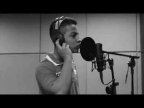 Mc Barriguinha ft. Anderson Luz - Não vou aguentar (Web Clipe)