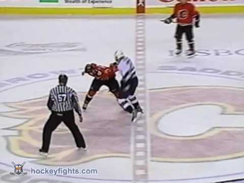 Tyler Bouck vs Brandon Prust