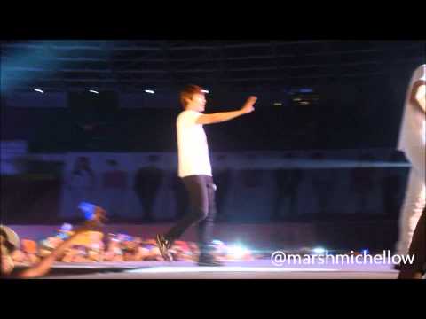 120922 SMTown in Jakarta - Hope (Kyuhyun and Onew)