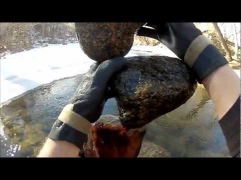 Rock Balance - POV Counterbalance Demonstration by Michael Grab (GravityGlue).mp4