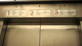 preview picture of video 'Burlington, MA: Montgomery Hydraulic Elevator @ Macy's, Burlington Mall (West Orange Pavilion)'