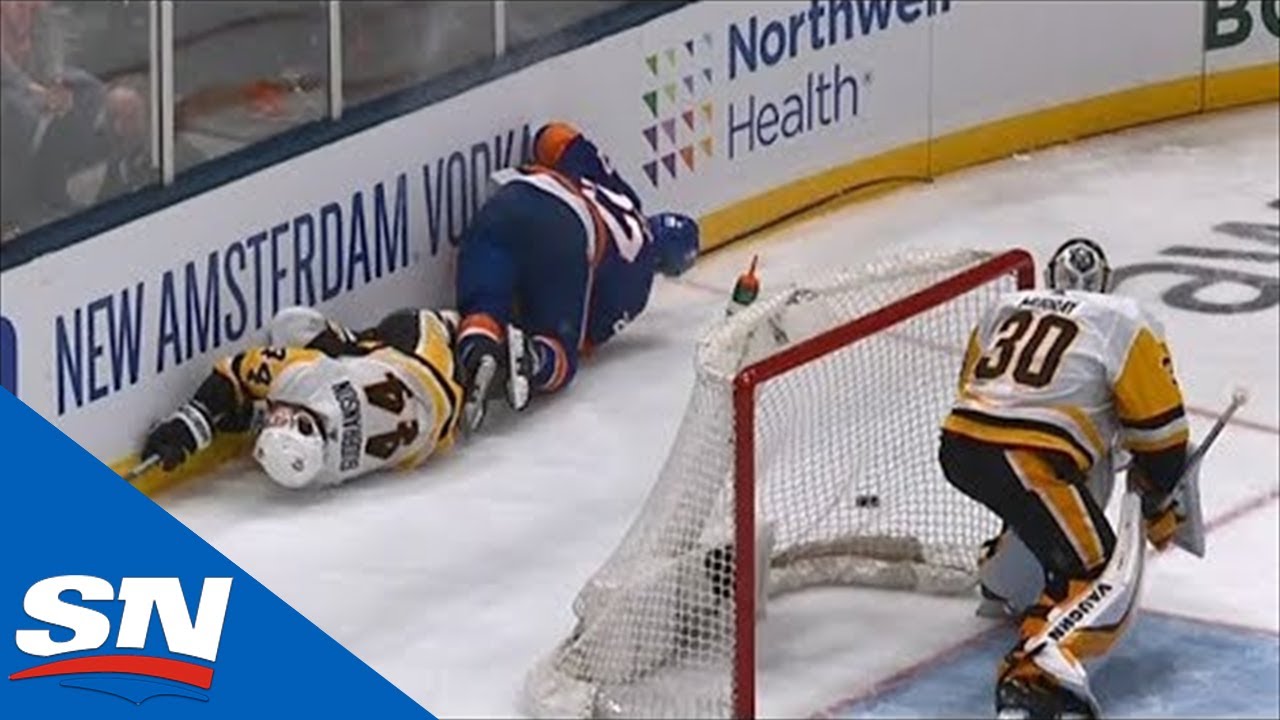 C'est ce qui s'appelle..Manger la BANDE en pleine GUEULE..