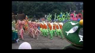 preview picture of video 'Buglasan Festival Street Dance Parade '12'