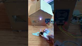 Open door when smoke is detected #electronics #arduino #technology @TMEEducation