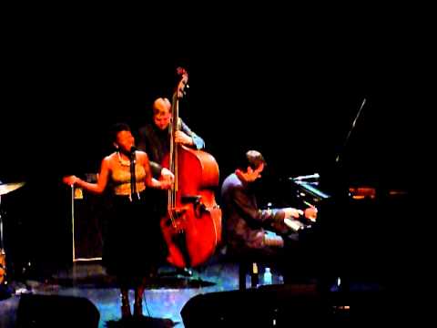 China Moses Cry me a river