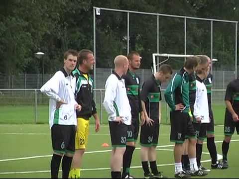 Eerste training selectie RKSV Nuenen 2011.