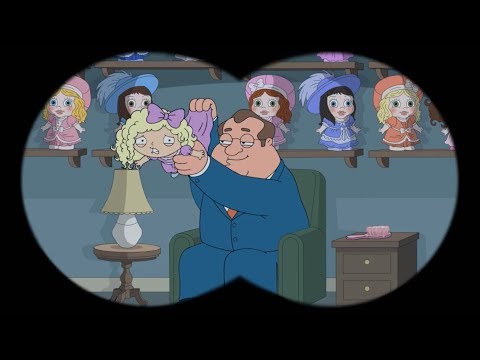 Stewie como muñeca del director Shepherd's | Padre de Familia | Español Latino