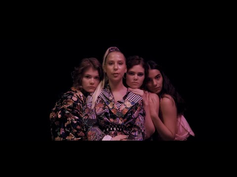 Solére - The Moon and I (Official Music Video)